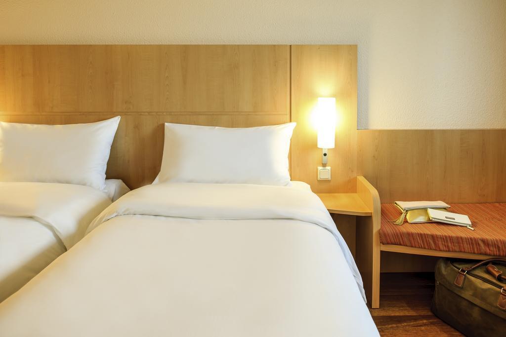 Ibis Chesterfield North - Barlborough מראה חיצוני תמונה